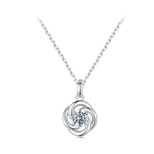 Collier pendentif Trèfle tourbillonnant