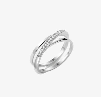 Bague triple rang pavé croisé